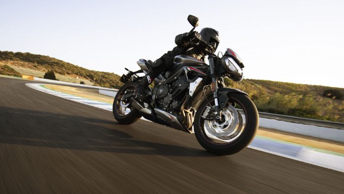 Αυτό είναι το νέο Triumph Street Triple RS 2020