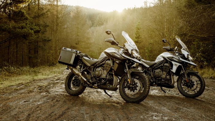 Οι νέες Triumph Tiger 1200 Desert και Alpine