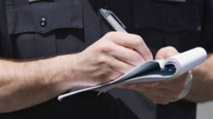 Μέσα σε μόλις τρεις μήνες εφαρμογής του νέου Κώδικα Οδικής Κυκλοφορίας, περισσότεροι από 35.000 οδηγοί δικύκλων βρέθηκαν αντιμέτωποι με βαριά πρόστιμα και με την αφαίρεση της άδειας οδήγησης για 30 ημ