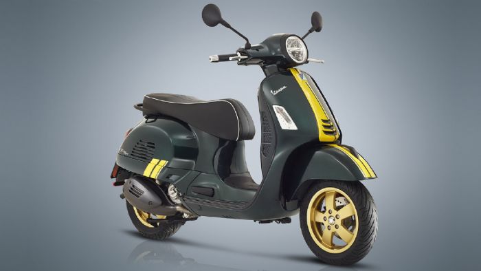 Vespa GTS Super Racing Sixties