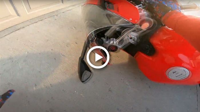 VIDEO: Όταν μια βίδα σου ρίχνει κάτω το Panigale σου! VIDEO: Όταν μια βίδα σου ρίχνει κάτω το Panigale σου!