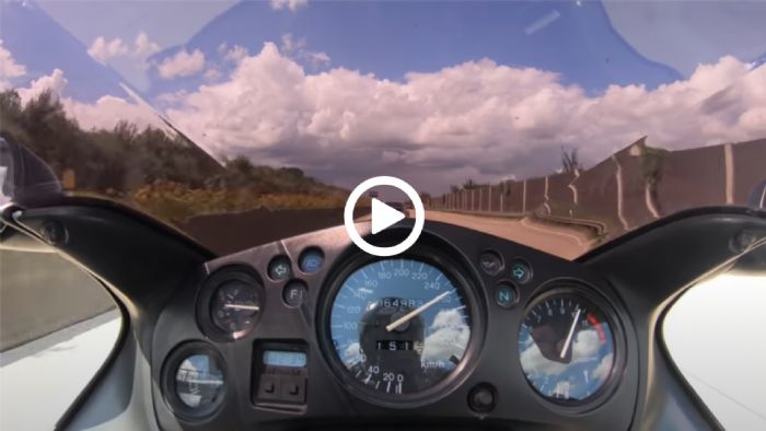 VIDEO: «Χαλαρά» 260άρια με Blackbird και 911 στην Autobahn