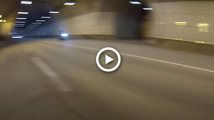 VIDEO: Η ανατριχιαστική «κραυγή» μιας μοτοσυκλέτας σε τούνελ VIDEO: Η ανατριχιαστική «κραυγή» μιας μοτοσυκλέτας σε τούνελ