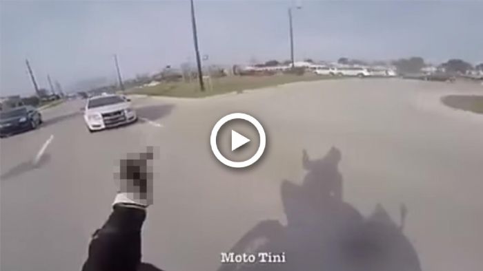 VIDEO: Το σκάει από την αστυνομία, αλλά… τρώει το κάρμα VIDEO: Το σκάει από την αστυνομία, αλλά… τρώει το κάρμα