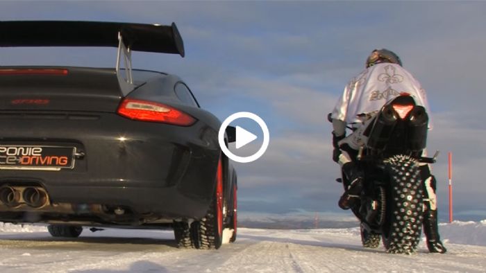 R1 εναντίον Porsche στο χιόνι! 