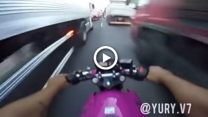 VIDEO: Ανεξόπλιστος θανατοευχίτης «σκίζει» την κίνηση 