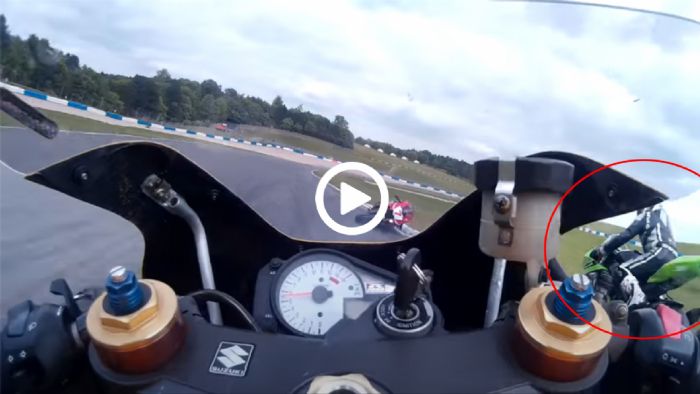 VIDEO: Διπλή τούμπα στην πίστα - Αστραπιαία αντίδραση του Gixxer! VIDEO: Διπλή τούμπα στην πίστα - Αστραπιαία αντίδραση του Gixxer!