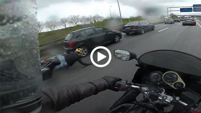 VIDEO: Κοπελίτσα πέφτει άσχημα σε αυτοκίνητο VIDEO: Κοπελίτσα πέφτει άσχημα σε αυτοκίνητο