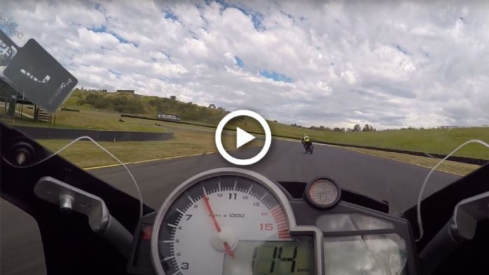 Υπερβολικό χάσιμο και παραλίγο τούμπα στην πίστα Υπερβολικό χάσιμο και παραλίγο τούμπα στην πίστα