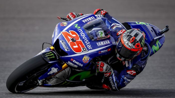 Ο Maverick Vinales πάνω στη Yamaha M1