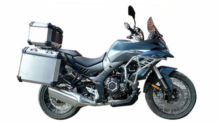 Το υποτιθέμενο, νέο Voge 525DSX. Το υποτιθέμενο, νέο Voge 525DSX.