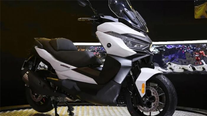 Το νέο scooter της Voge από το post της ελληνικής αντιπροσωπείας. Το νέο scooter της Voge από το post της ελληνικής αντιπροσωπείας.