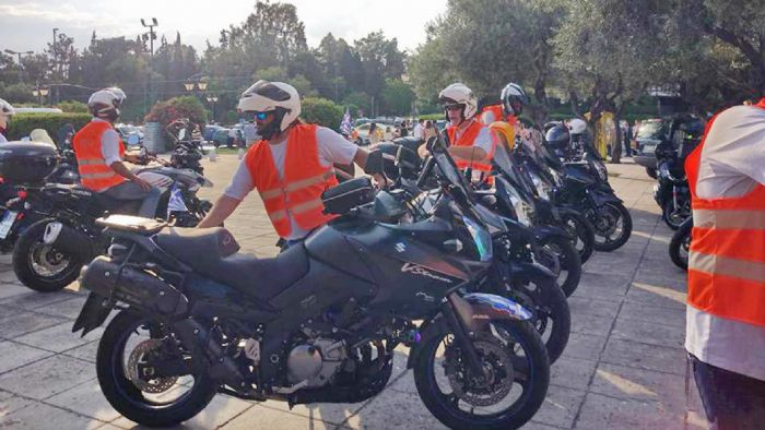 Στιγμιότυπα από την δράση των V-Strom Greek Riders στον αγώνα SMF Run 2018. Στιγμιότυπα από την δράση των V-Strom Greek Riders στον αγώνα SMF Run 2018.