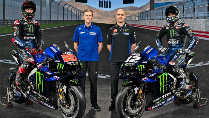 Στιγμιότυπο από την αναμνηστική φωτογράφηση της ομάδας Monster Yamaha MotoGP 202 Στιγμιότυπο από την αναμνηστική φωτογράφηση της ομάδας Monster Yamaha MotoGP 2021.