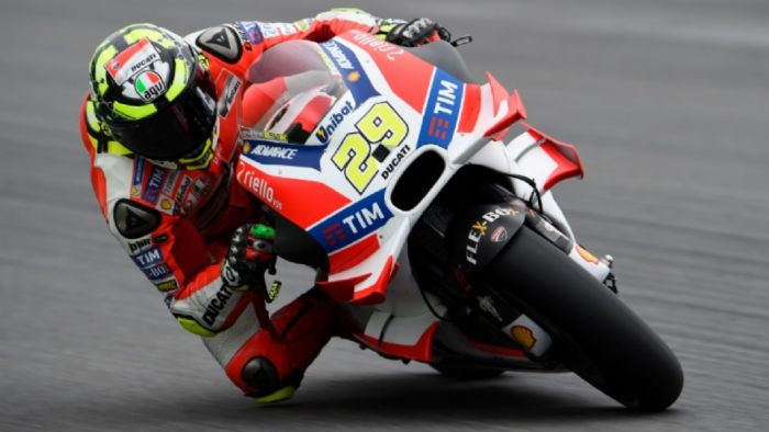 Από την πρώτη θέση του grid θα ξεκινήσει αύριο ο Andrea Iannone! Από την πρώτη θέση του grid θα ξεκινήσει αύριο ο Andrea Iannone!