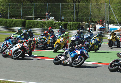 Σκληρές μάχες στη Monza Σκληρές μάχες στη Monza