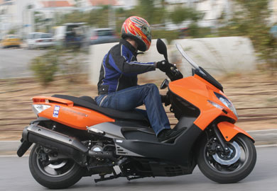 Με τουριστικές καταβολές Με τουριστικές καταβολές