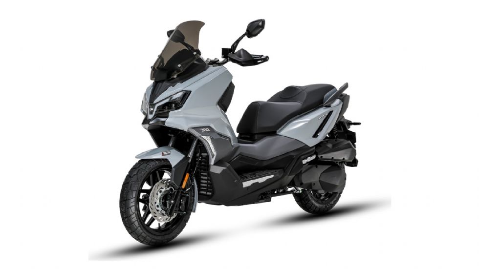 SYM ADX 300: Επιδόσεις και αυτονομία στο ζενίθ