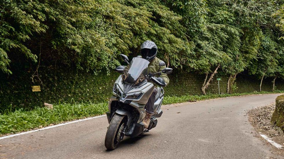 SYM ADX 300