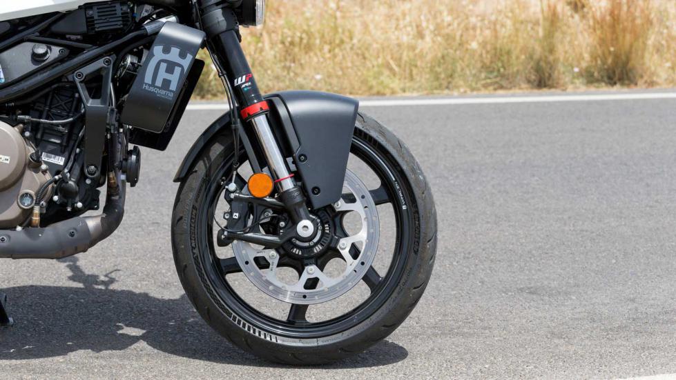 Husqvarna Vitpilen 401 – Πλούσιος εξοπλισμός και Euro5+ αναβάθμιση