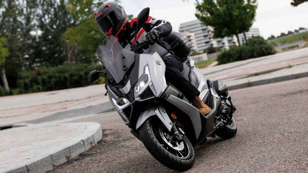 VOGE SR1