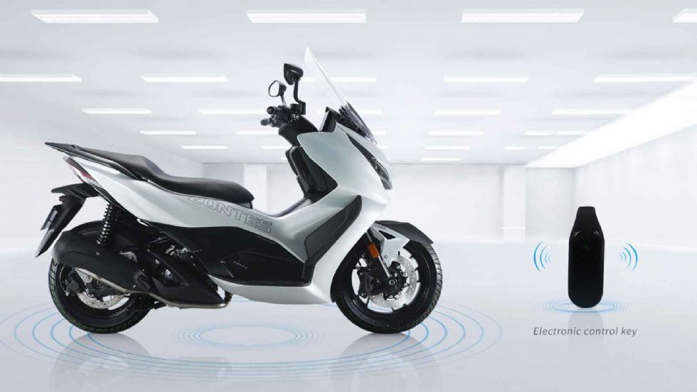 Το σύστημα Keyless 3.0 προσφέρει ευκολία και ασφάλεια. Ανιχνεύει το κλειδί σε απόσταση μικρότερη από 1,5 μέτρο.