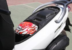peugeot lxr , peugeot lxr 200i - �� �� LXR, � Peugeot ����������� ��� ���������� ��� scooter ��� �� �������� ������� ��� ����������� ���� ��� ���� ���������� ����������� ��������� – �����. ����� �������� ��� �������� �� ���� ��������� ��� � ��������� ��� 16 ����� ��� ������� ���� ����� ��������� ��� ��� ���������� ���������.  ��� ����� ������������� ���� ���� ��� ������� ������� � ����� ���� ��� �� ����. �� ������� ������ ������������� � ��� jet ������.